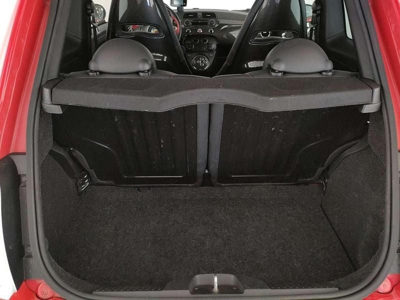 Usata Abarth 695 180 CV (132 kW) 2011 Rosso Utilitaria