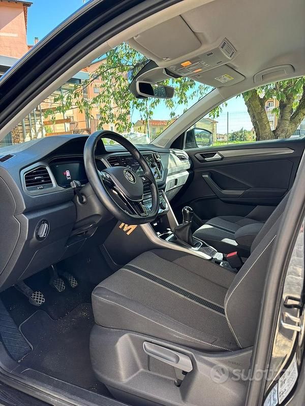 Usata VW T-Roc 116 CV (85 kW) 2020 Nero SUV