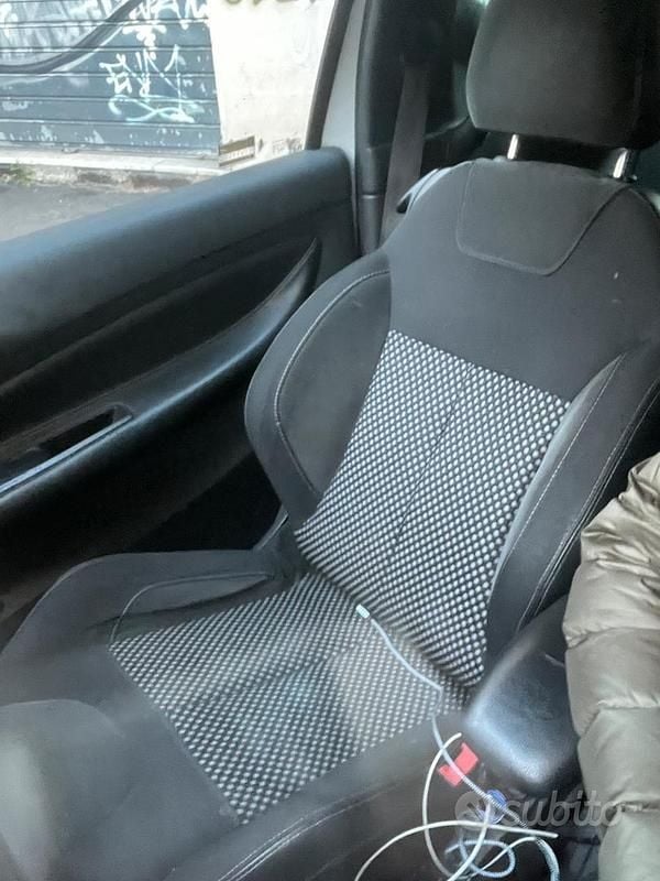 Usata DS Automobiles DS3 95 CV (69 kW) 2012 Bianco Coupé