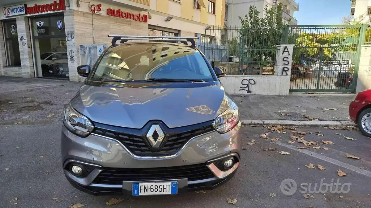Usata Renault Scénic 110 CV (80 kW) 2018 Grigio Monovolume