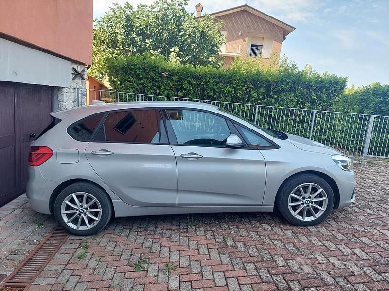 Usata BMW 216 116 CV (85 kW) 2016 Grigio Berlina