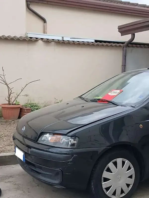 Usata Fiat Punto 60 CV (44 kW) 2003 Nero Utilitaria
