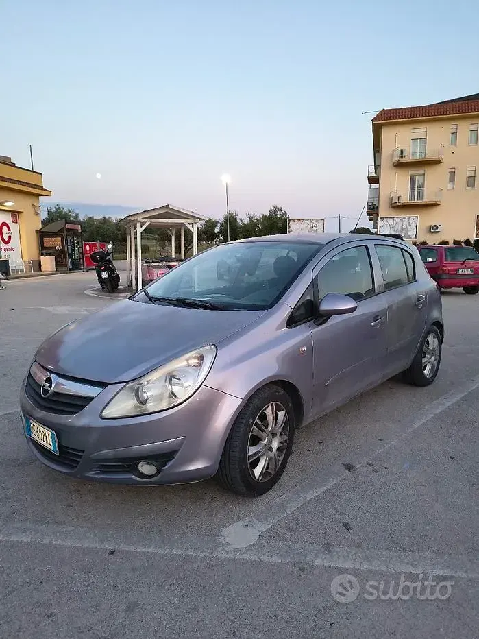 Usata Opel Corsa 75 CV (55 kW) 2007 Grigio Utilitaria