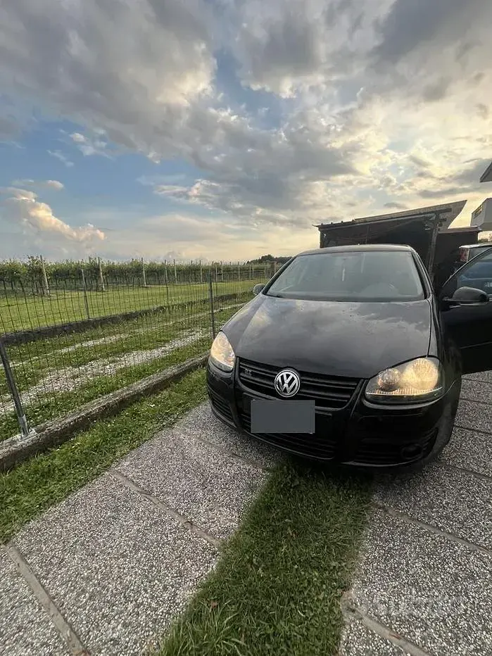 Usata VW Golf V GTI 140 CV (102 kW) 2007 Nero Berlina