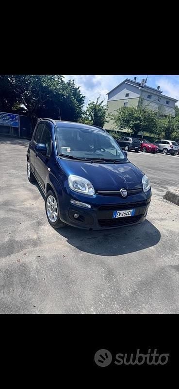 Usata Fiat Panda Lounge 2015 Blu Berlina