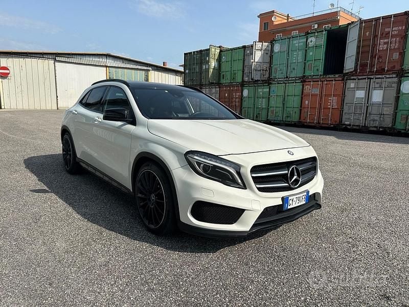 Usata Mercedes GLA200 AMG 136 CV (100 kW) 2016 Bianco SUV