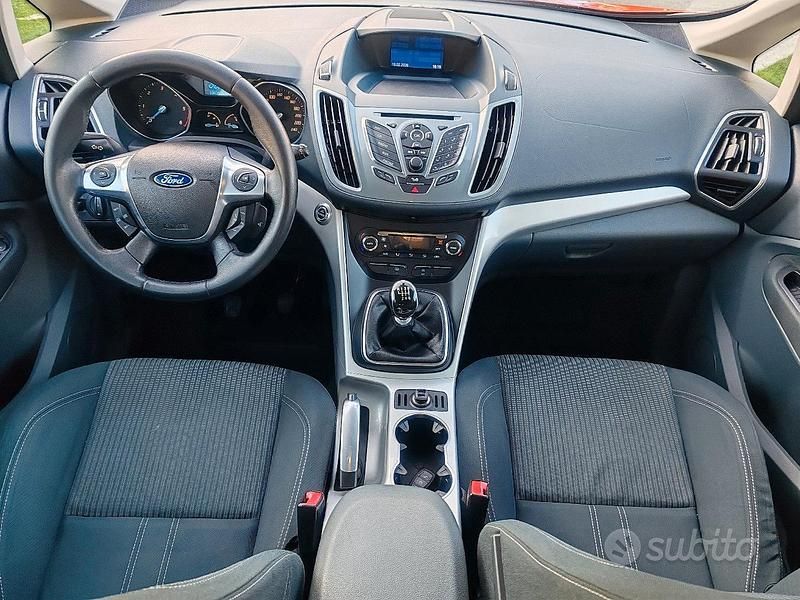 Usata Ford C-MAX Titanium 105 CV (77 kW) 2011 Monovolume