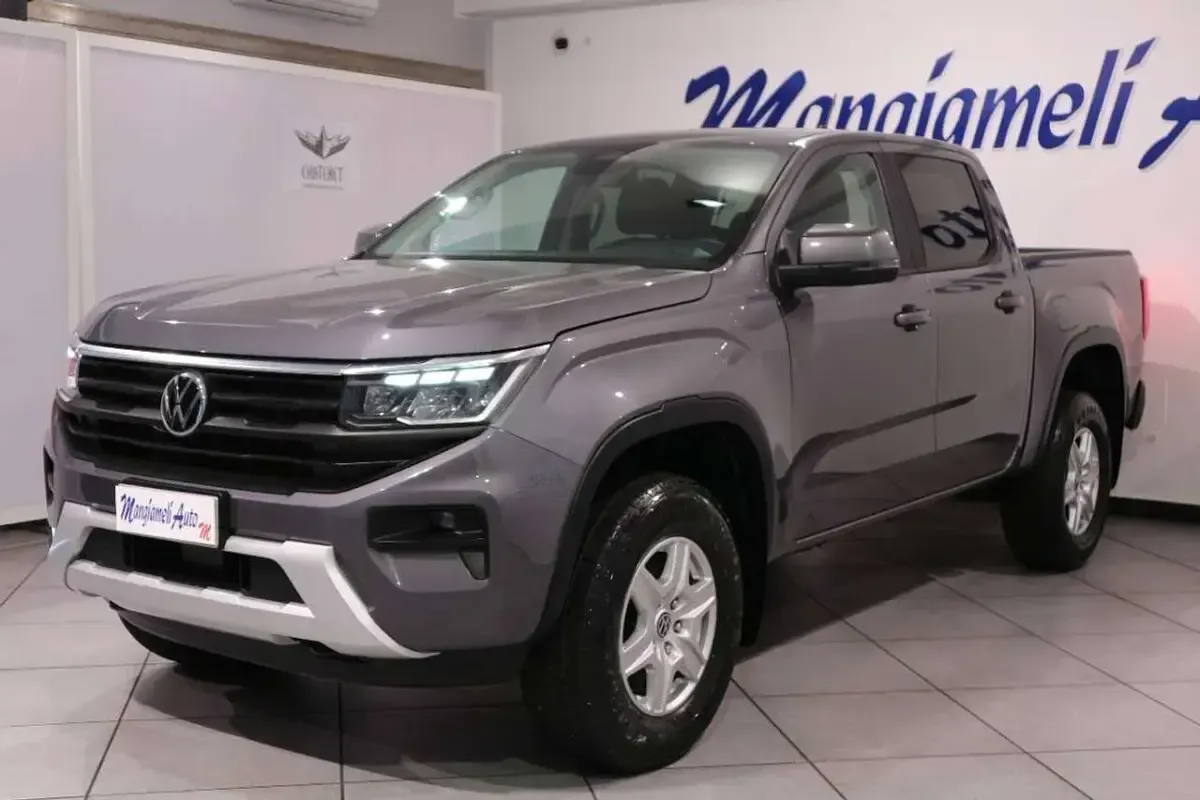 Usata VW Amarok Life 205 CV (150 kW) 2024 Grigio Pick-up