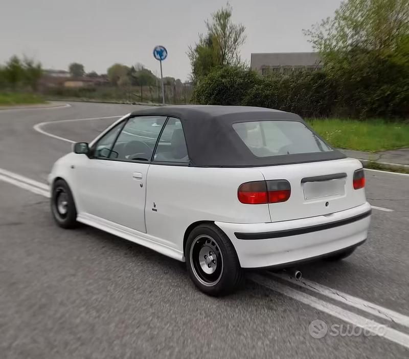 Usata Fiat Punto Cabriolet Anniversary 1994 Bianco Cabrio