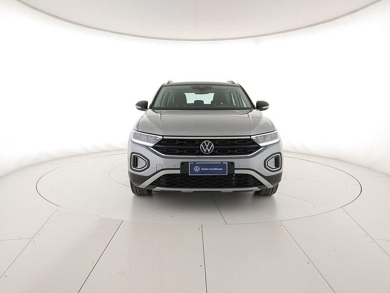 Usata VW T-Roc Life 116 CV (85 kW) 2025 Pyrit silver metallizzato nero SUV