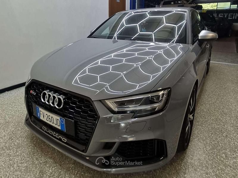 Gray Usata 2019 Audi RS3 Ambiente Tre volumi | 37.500 € (Ottimo prezzo) - Immagine 1/4