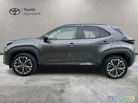 Usata Toyota Yaris Hybrid Lounge 116 CV (85 kW) 2024 Grigio Pick-up