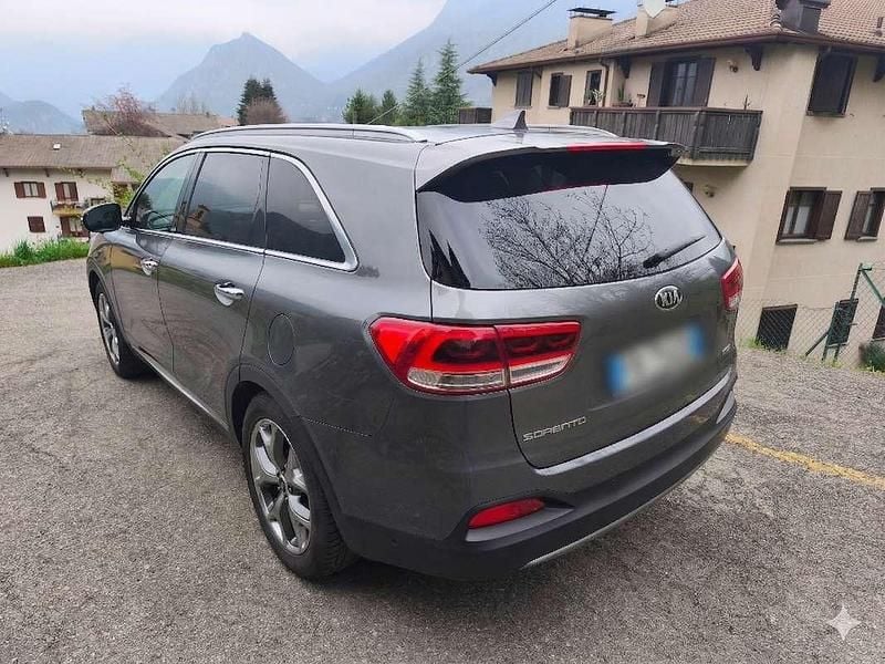 Usata Kia Sorento 200 CV (147 kW) 2015 Grigio SUV