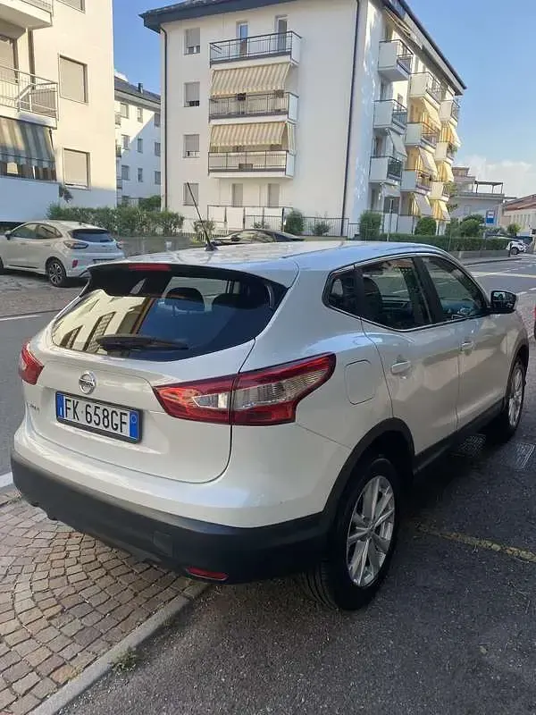 Usata Nissan Qashqai 110 CV (80 kW) 2017 SUV