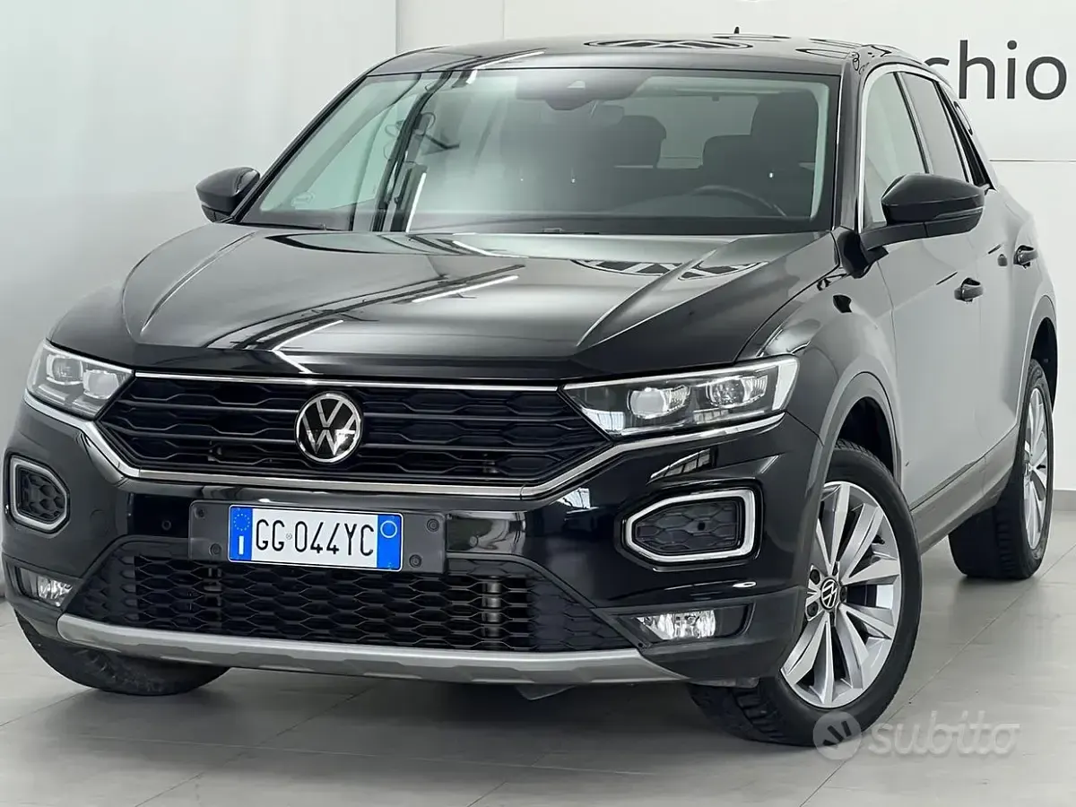 Usata VW T-Roc Business 110 CV (80 kW) 2021 Nero SUV