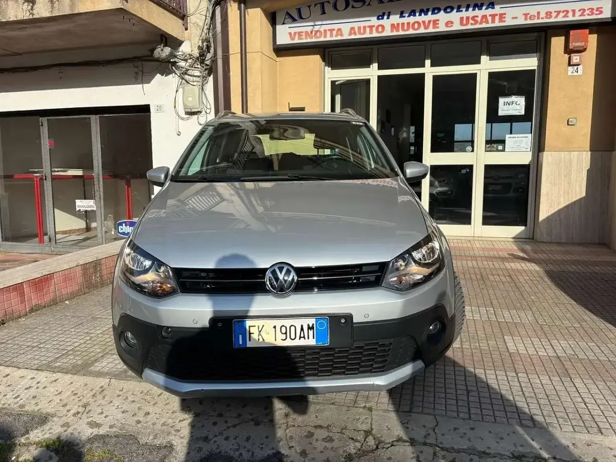 Usata VW Polo Cross 90 CV (66 kW) 2017 Argento Utilitaria