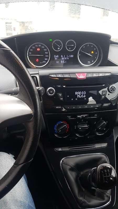Usata Lancia Ypsilon Silver 69 CV (50 kW) 2012 Utilitaria