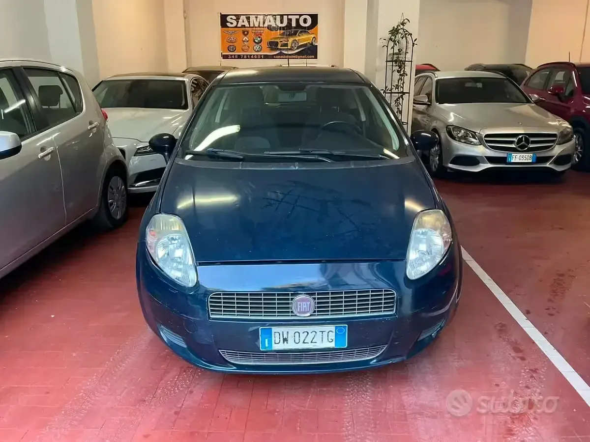 Usata Fiat Grande Punto 77 CV (56 kW) 2009 Utilitaria