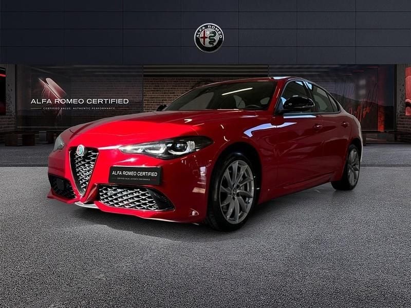 Usata Alfa Romeo Giulia Sprint 280 CV (205 kW) 2024 Rosso Berlina