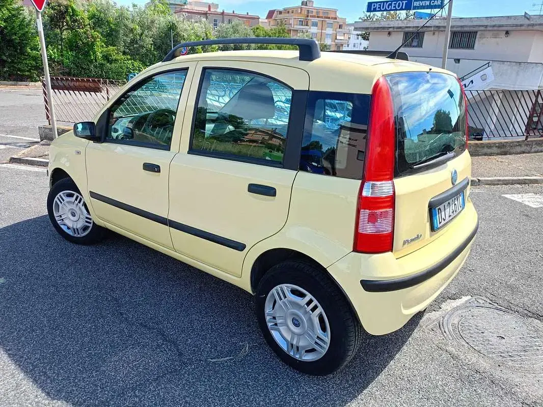 Usata Fiat Panda Dynamic 60 CV (44 kW) 2007 Giallo Utilitaria