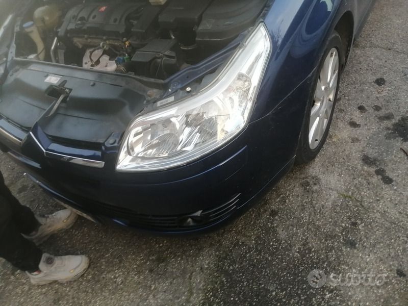 Blu Usata 2005 Citroën C4 Due volumi | 3000 € - Immagine 1/4