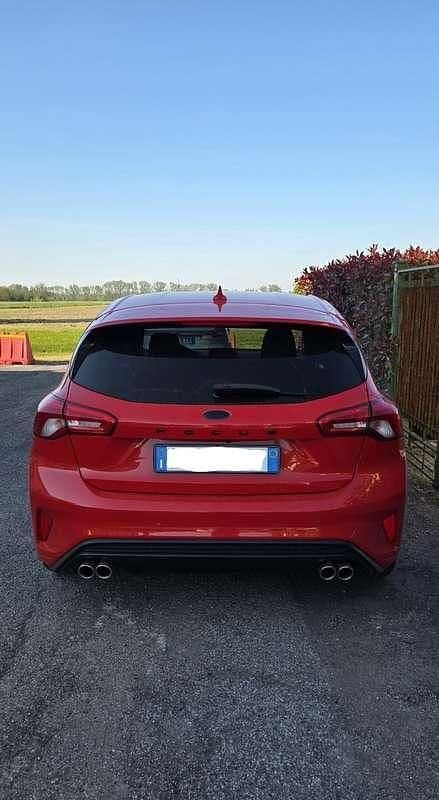 Usata Ford Focus ST-Line 125 CV (91 kW) 2019 Rosso Berlina