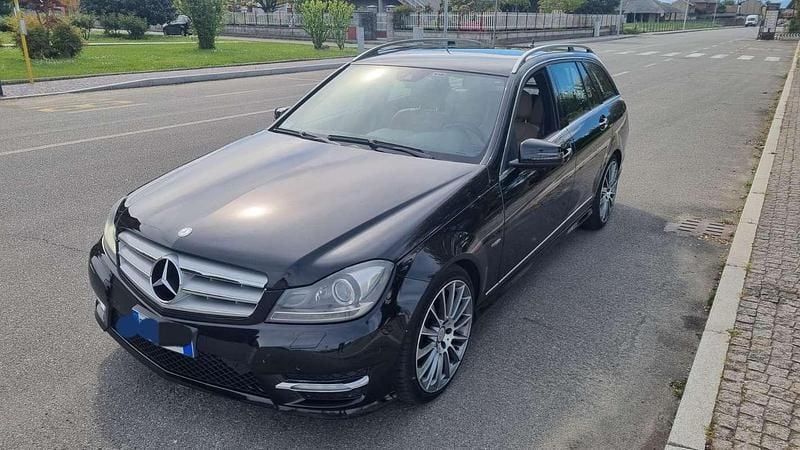 Usata Mercedes C350 Avantgarde 231 CV (169 kW) 2012 Nero Station wagon