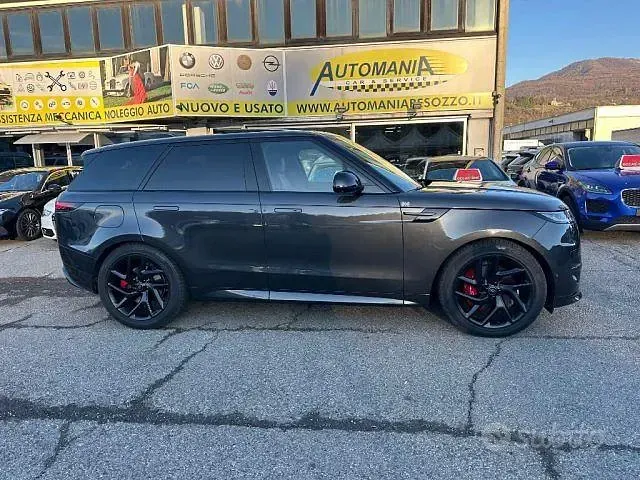 Usata Land Rover Range Rover Sport HSE Dynamic 300 CV (220 kW) 2024 Grigio SUV