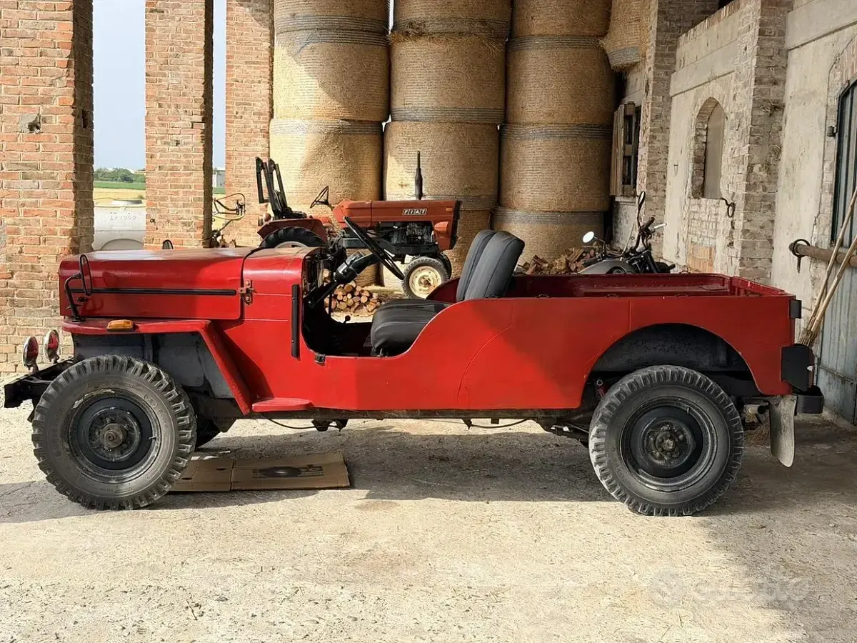 Usata Jeep CJ 1980 Rosso