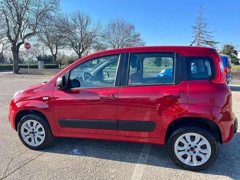 Usata Fiat Panda Easy 80 CV (58 kW) 2016 Rosso Utilitaria
