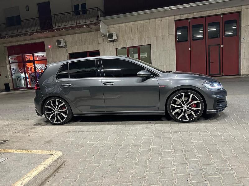Usata VW Golf VII GTI 245 CV (180 kW) 2019 Grigio Berlina