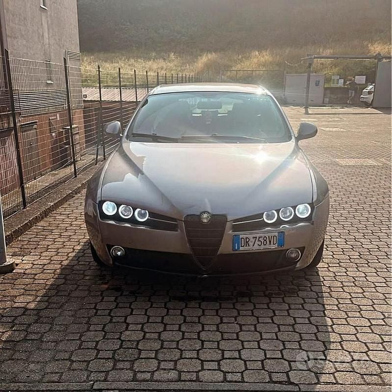 Usata Alfa Romeo 159 149 CV (109 kW) 2008 Grigio Station wagon