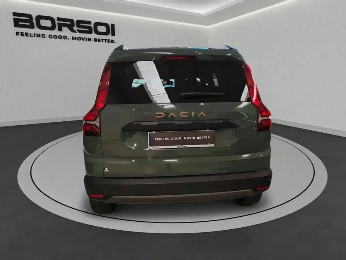 Usata Dacia Jogger Extreme 101 CV (74 kW) 2023 Verde oxide Monovolume