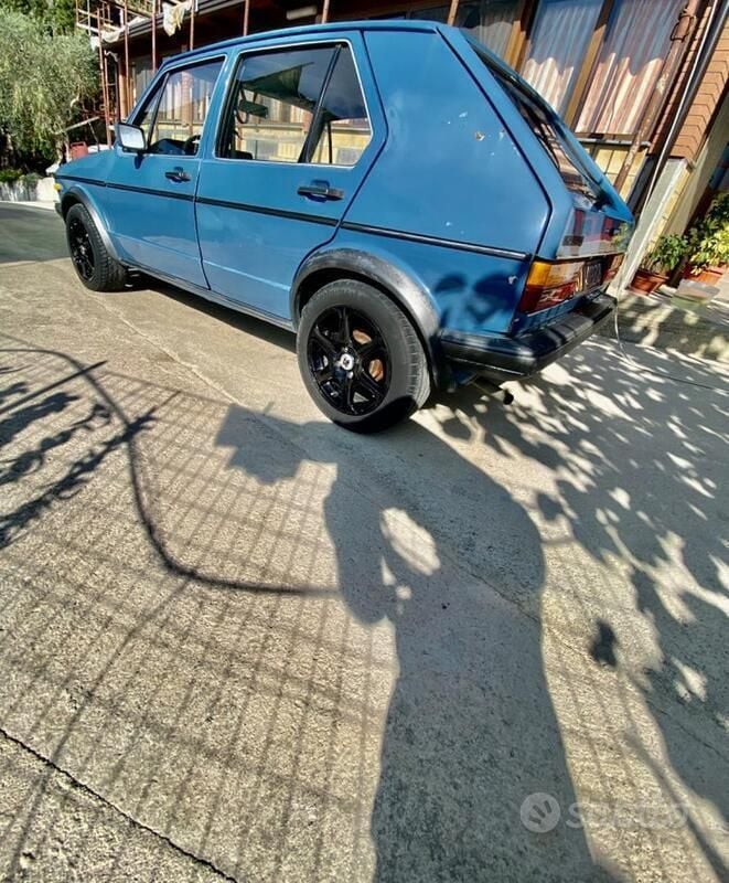 Usata VW Golf I 54 CV (39 kW) 1982 Blu Utilitaria