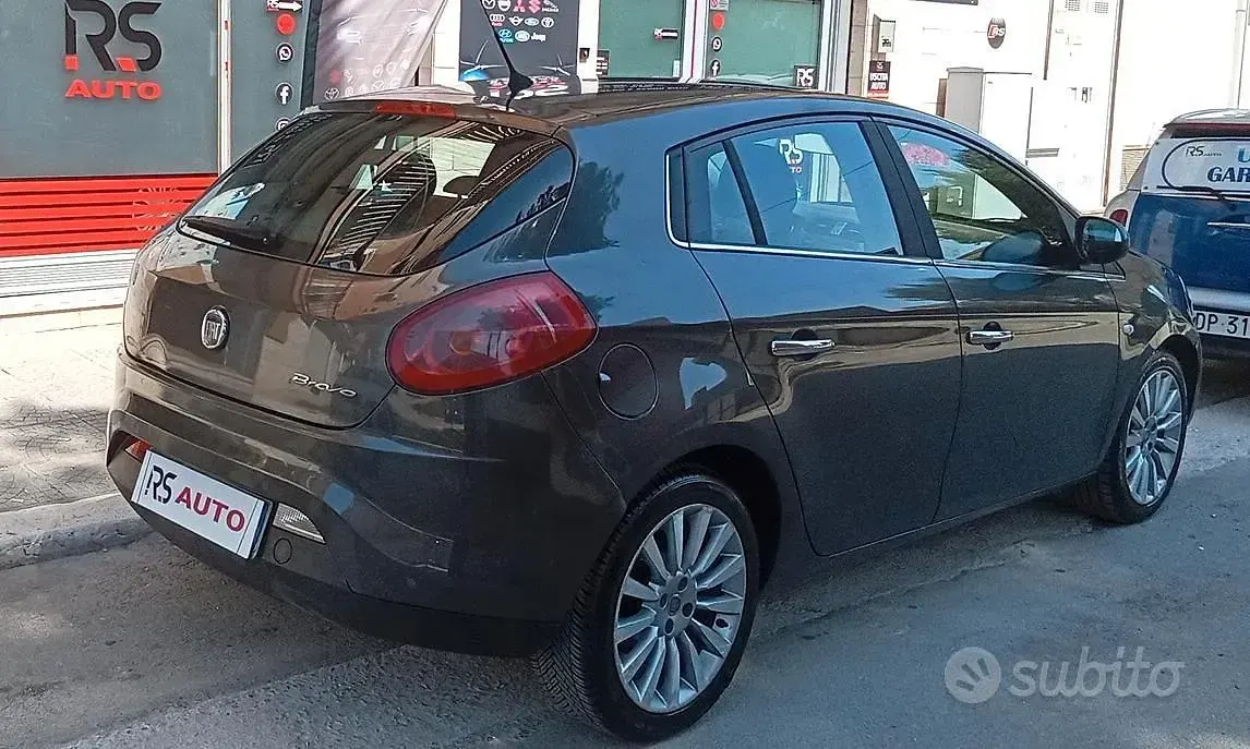 Usata Fiat Bravo 150 CV (110 kW) 2008 Grigio Utilitaria