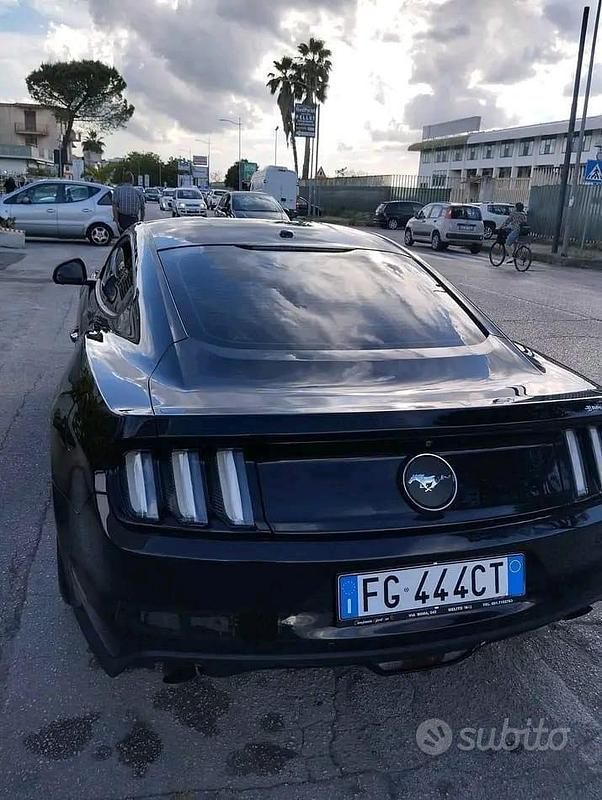 Usata Ford Mustang 317 CV (233 kW) 2017 Nero Coupé