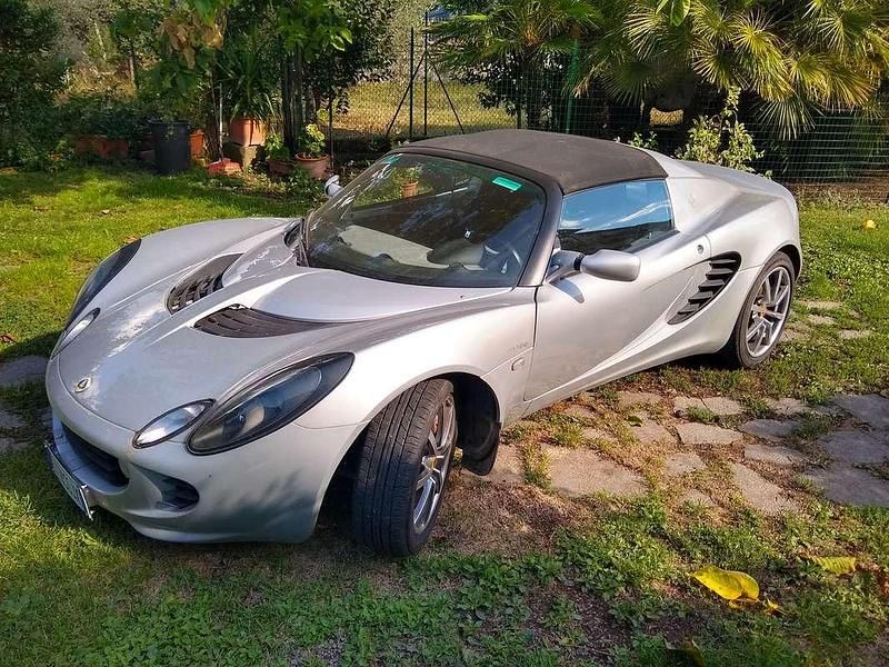 Usata Lotus Elise 192 CV (141 kW) 2004 Argento Cabrio