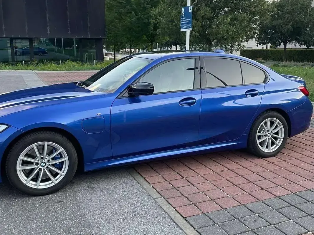 Usata BMW 330 184 CV (135 kW) 2021 Blu/azzurro Berlina