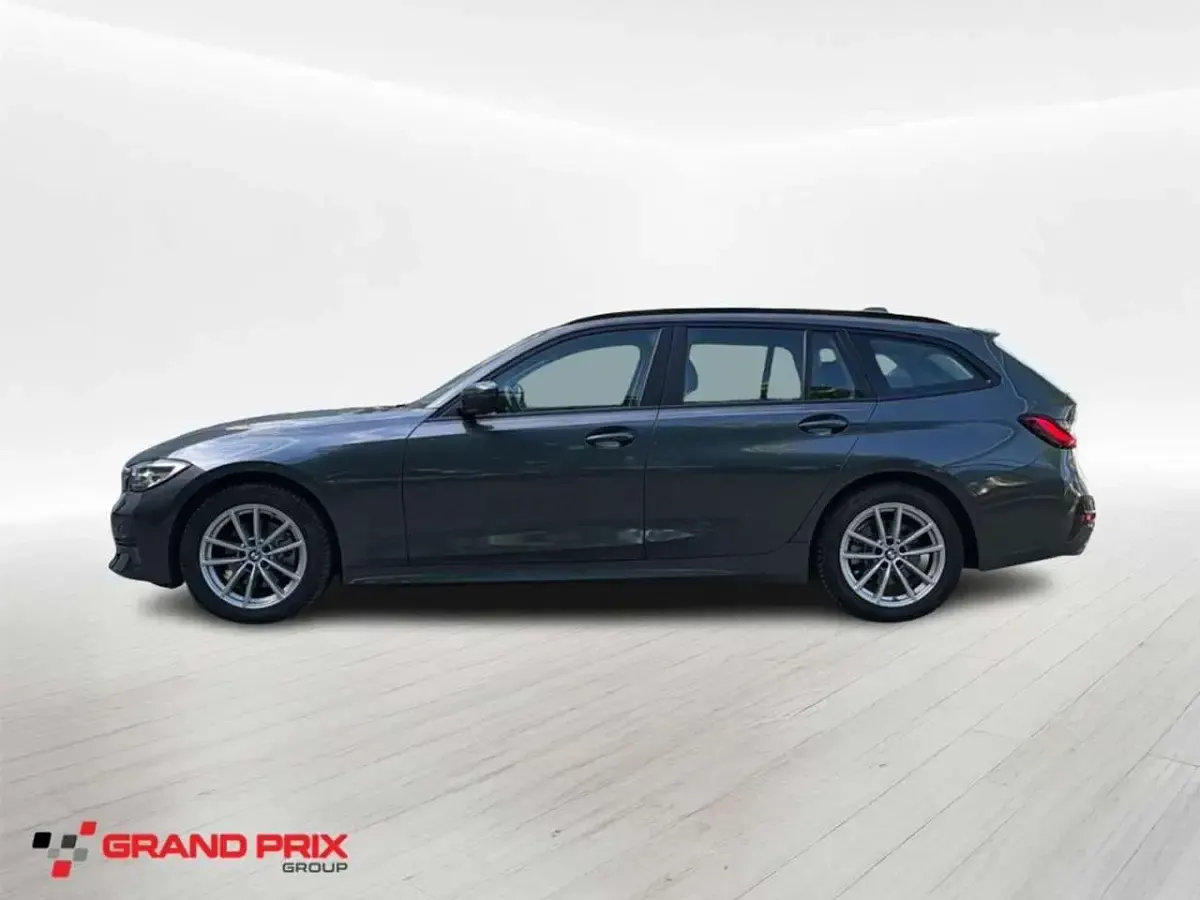 Usata BMW 320 Comfort Edition 190 CV (139 kW) 2020 Grigio scuro Station wagon