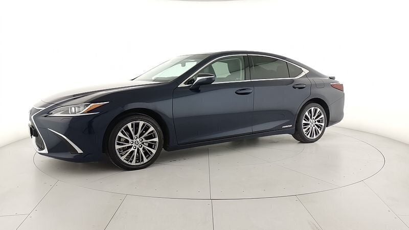 Usata Lexus ES300H Luxury Line 218 CV (160 kW) 2022 Blu Berlina