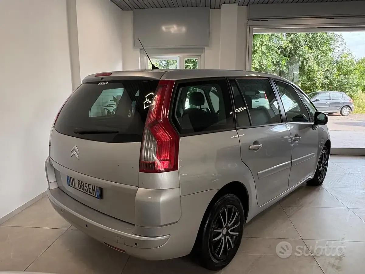 Usata Citroën Grand C4 Picasso Elegance 120 CV (88 kW) 2009 Grigio Monovolume