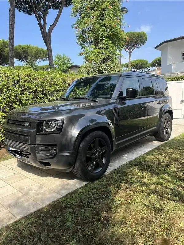 Usata Land Rover Defender 241 CV (177 kW) 2023 SUV