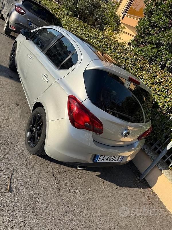 Usata Opel Corsa 90 CV (66 kW) 2015 Grigio Utilitaria
