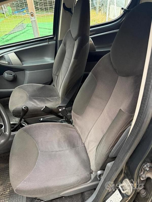 Usata Citroën C1 68 CV (50 kW) 2008 Grigio Utilitaria