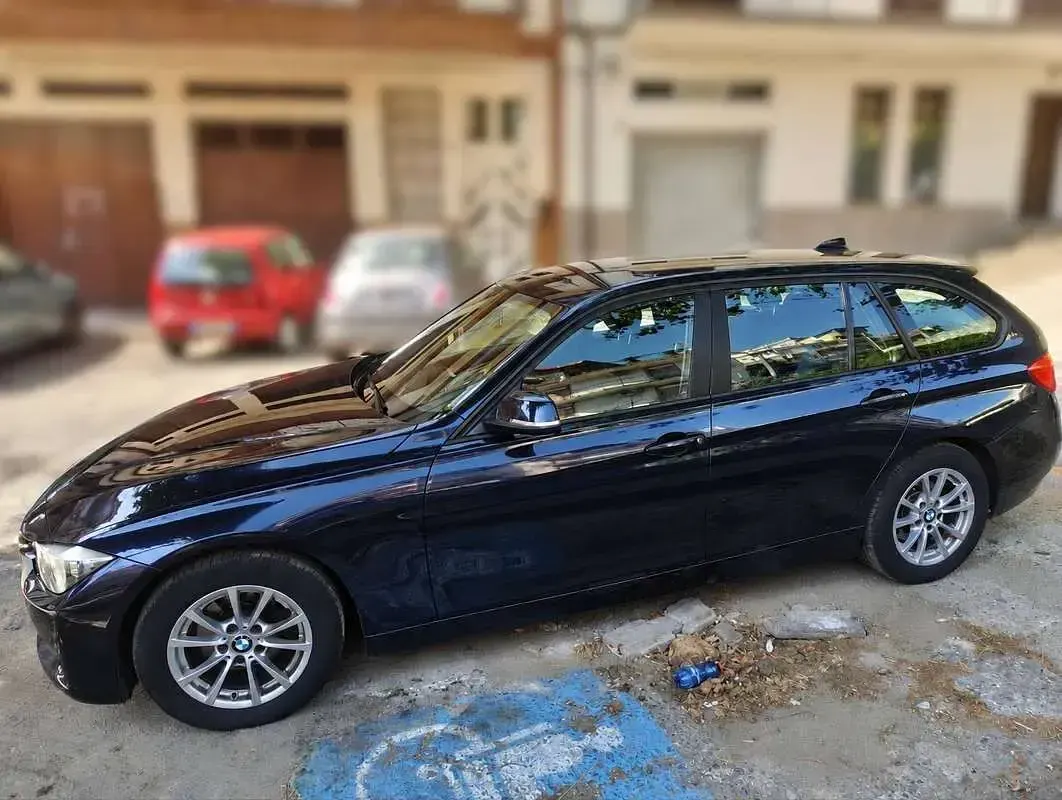 Usata BMW 316 Efficient Dynamics 116 CV (85 kW) 2013 Blu/azzurro Station wagon