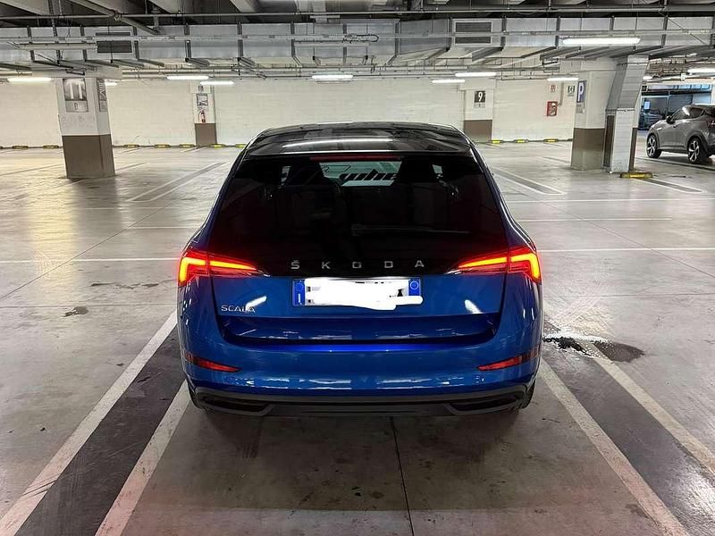Usata Skoda Scala Sport 116 CV (85 kW) 2019 Blu/azzurro Utilitaria