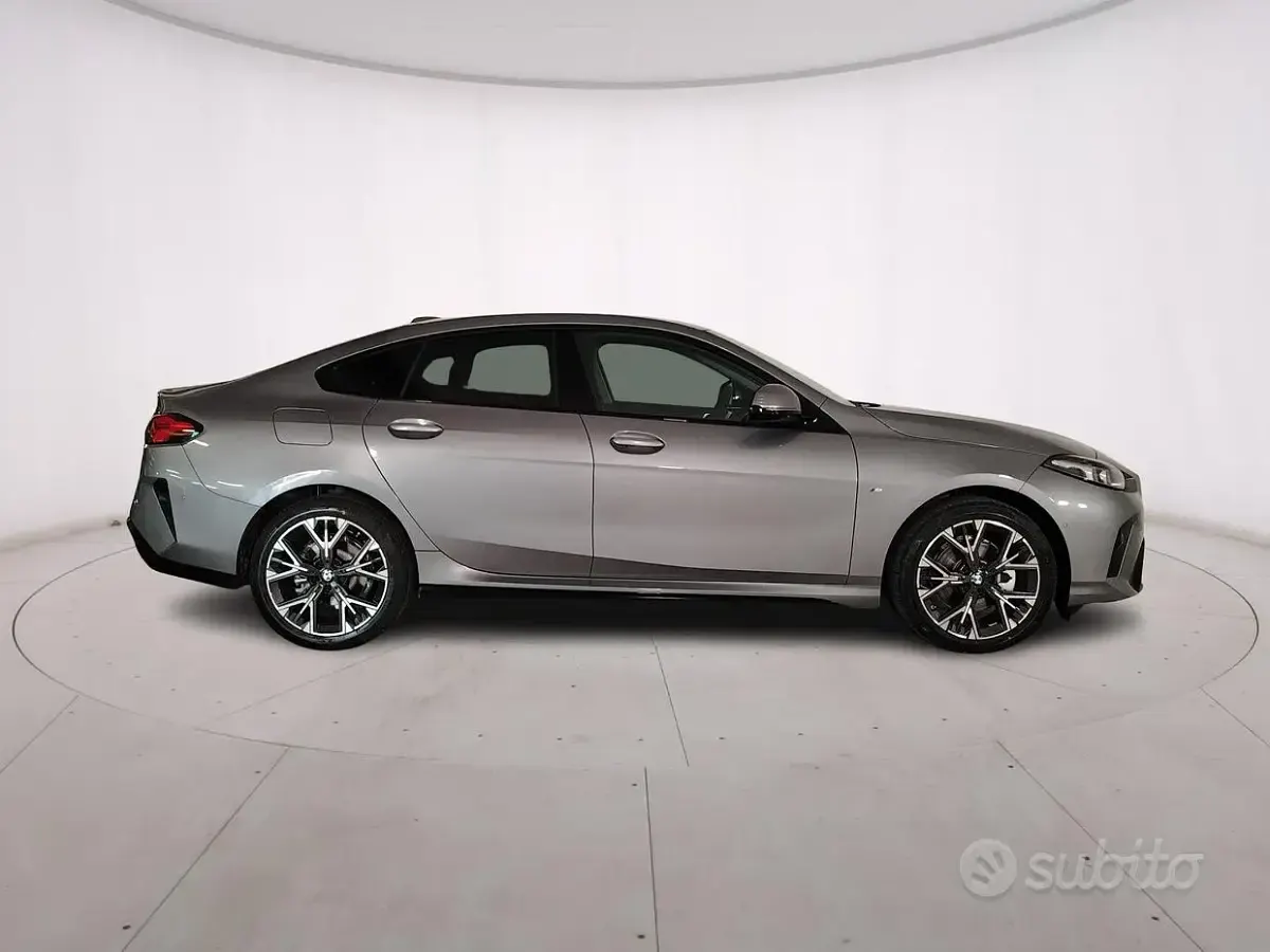 Nuova BMW 218 Gran Coupé M Sport 150 CV (110 kW) 2026 Grigio Coupé