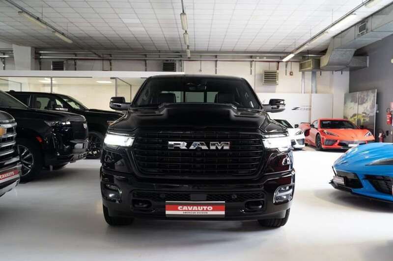 Usata RAM 1500 420 CV (308 kW) 2024 Nero Pick-up