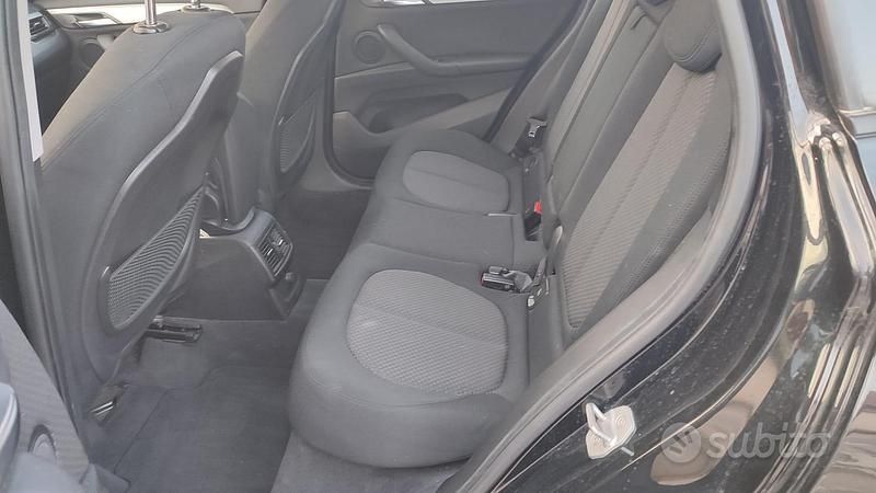Usata BMW X1 150 CV (110 kW) 2016 Nero SUV