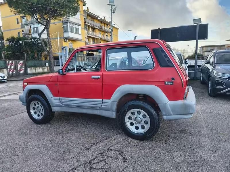 Usata Lada niva 73 CV (53 kW) 1994 Rosso SUV
